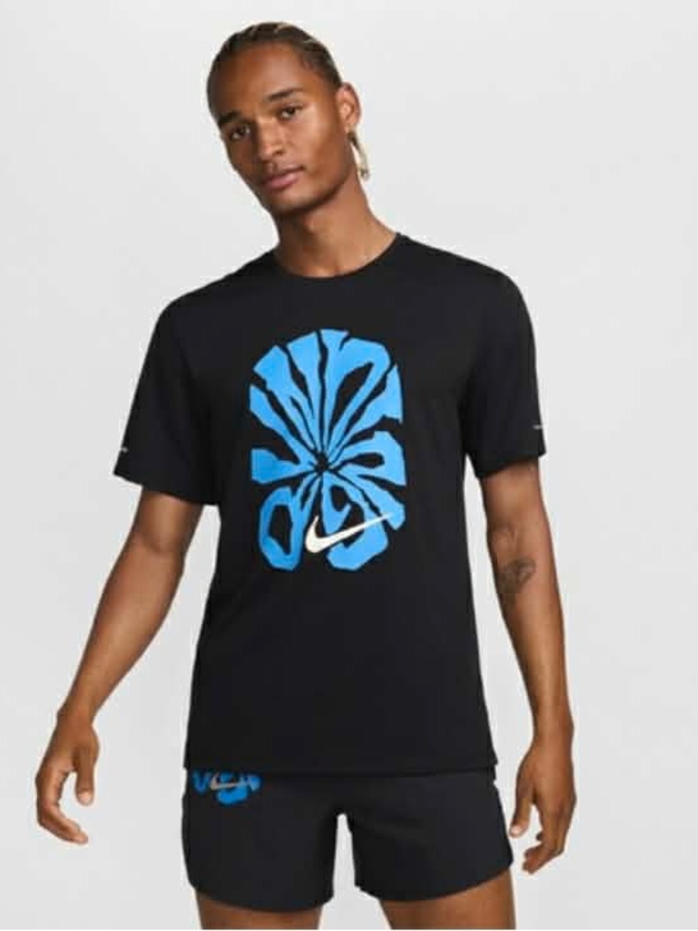 Nike Rise 365 Run Energy  Dri-FIT T-Shirt - Men's size MEDIUM